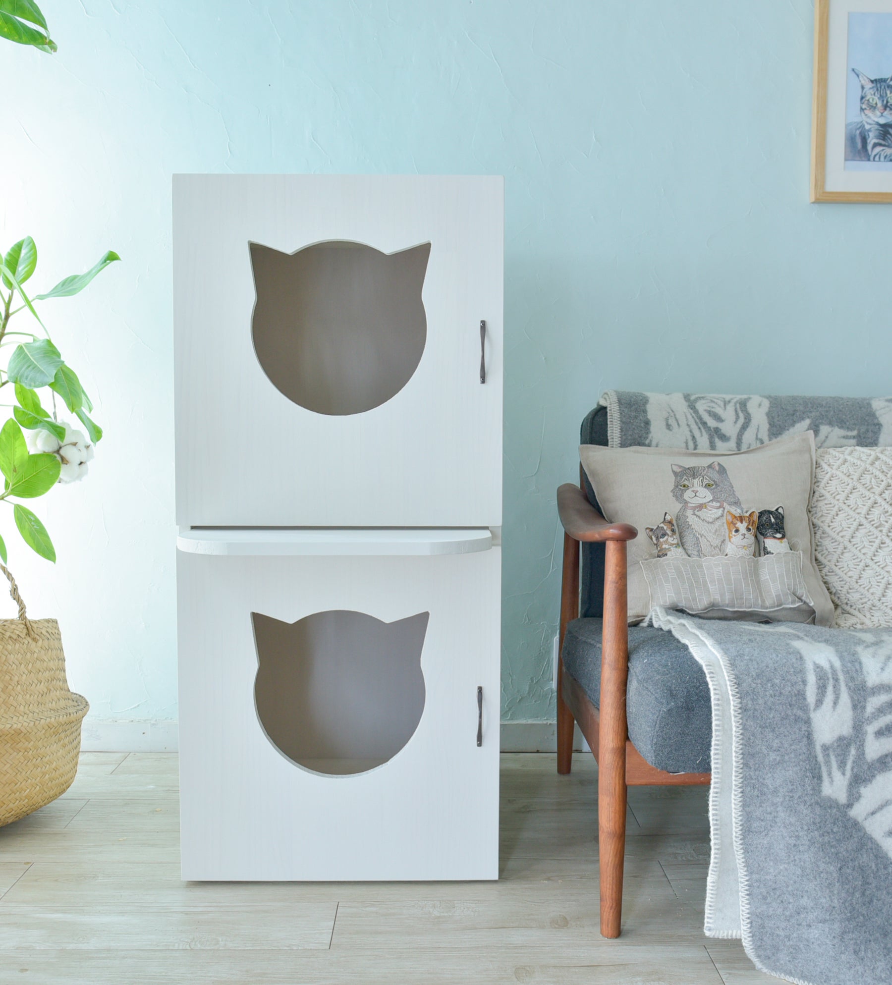 天然木パイン材を使用した、二階建て猫のトイレカバーハウス